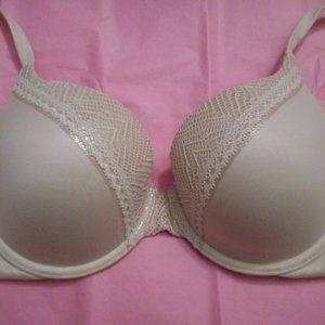 Perfect Shape Victoria's Secret 34D Light Pink